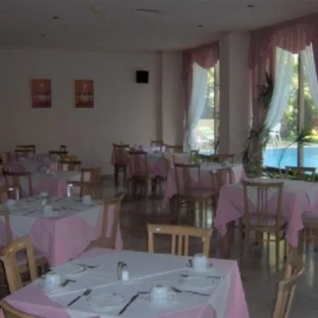 Golden Sun Hotel 4*