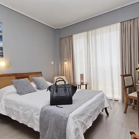 Golden Sun Hotel 4*